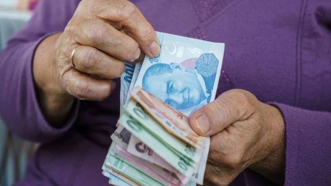7 bin 500 lira için son 10 gün! Binlerce liranız bankada kalmasın... Promosyonda son fırsat kaçıran dizlerini döver 1